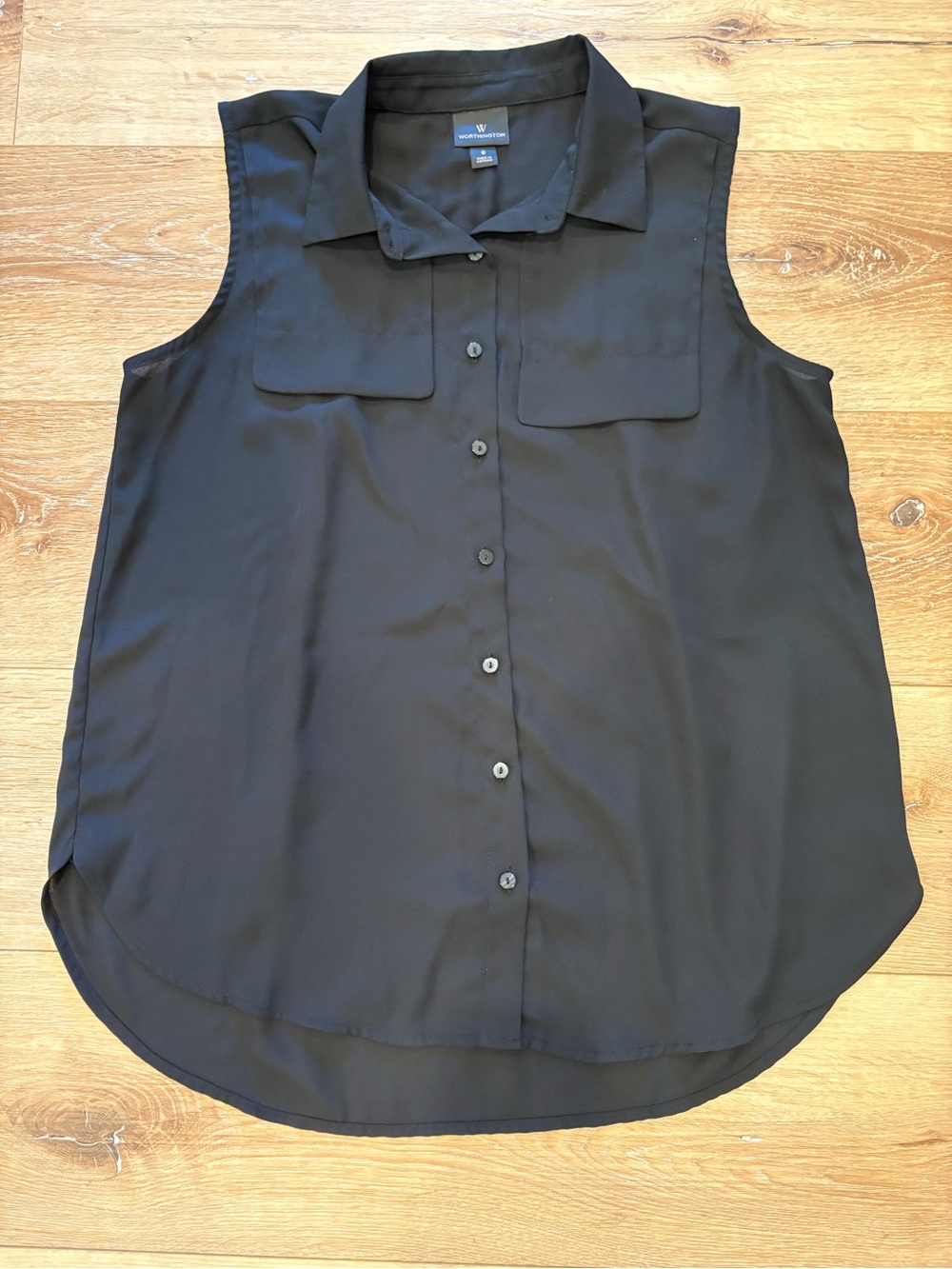 Women’s Worthington Black Sleeveless Button-Front SheerBlouse- size Small